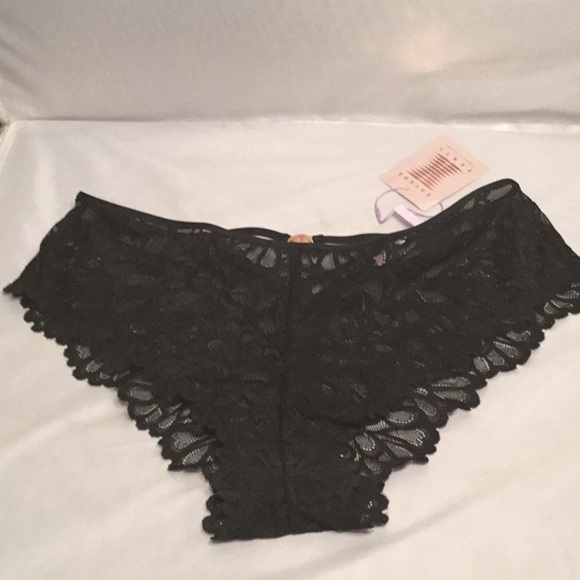 Fenty SAVAGE BLACK LACE PANTY - Picture 1 of 3